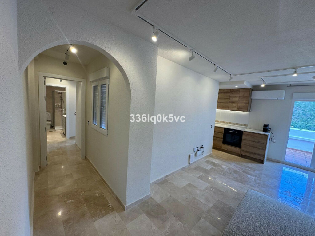Top Floor Apartment Benahavís Málaga - image 32