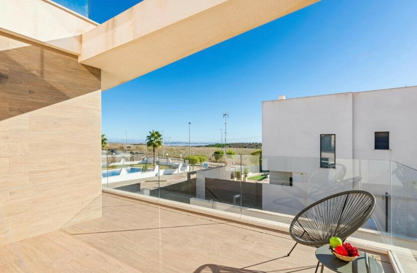 Detached Villa San Miguel de Salinas Alicante - image 33