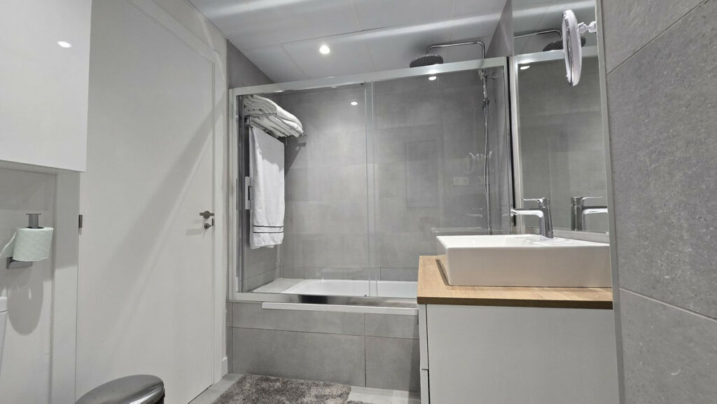 Ground Floor Apartment New Golden Mile Málaga - image 33