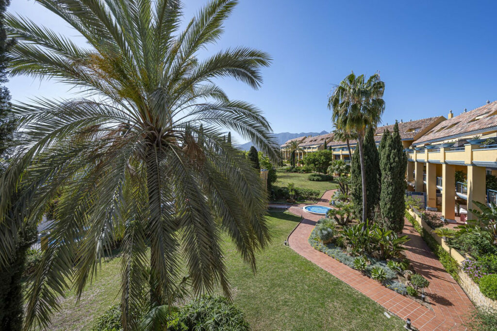 Penthouse Duplex Bahía de Marbella Málaga - image 35