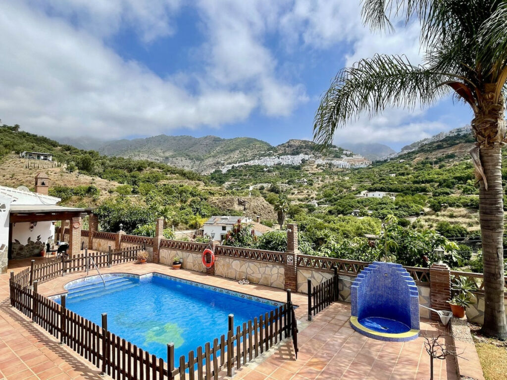 Detached Villa Frigiliana Málaga - image 33