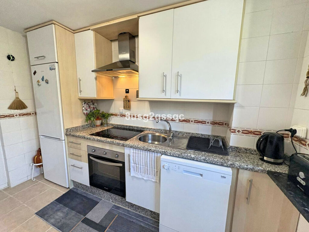 Ground Floor Apartment Casares Málaga - image 33