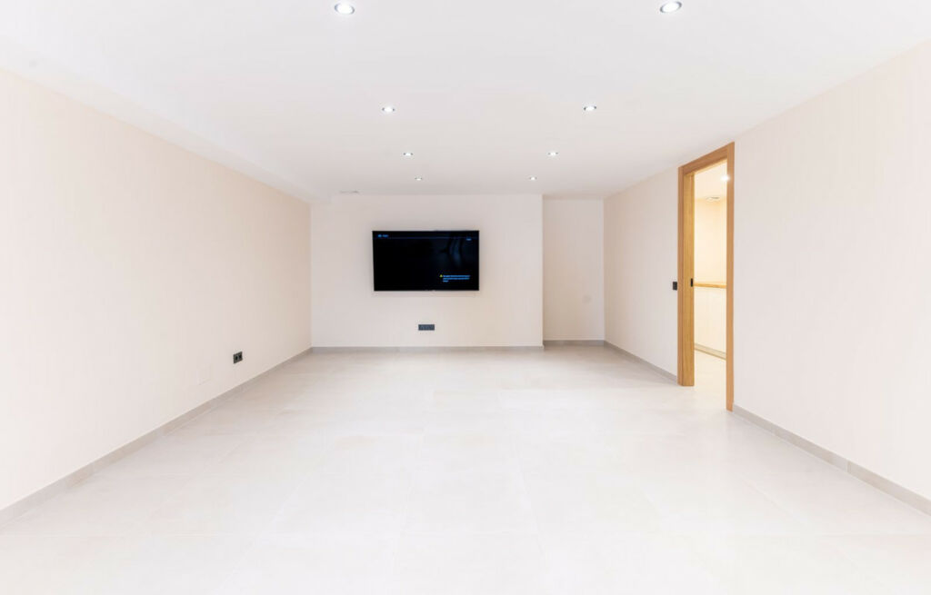 Townhouse Estepona Málaga - image 33