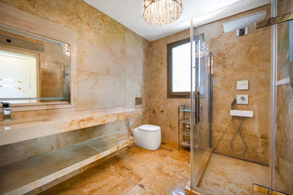Detached Villa Marbella Málaga - image 33