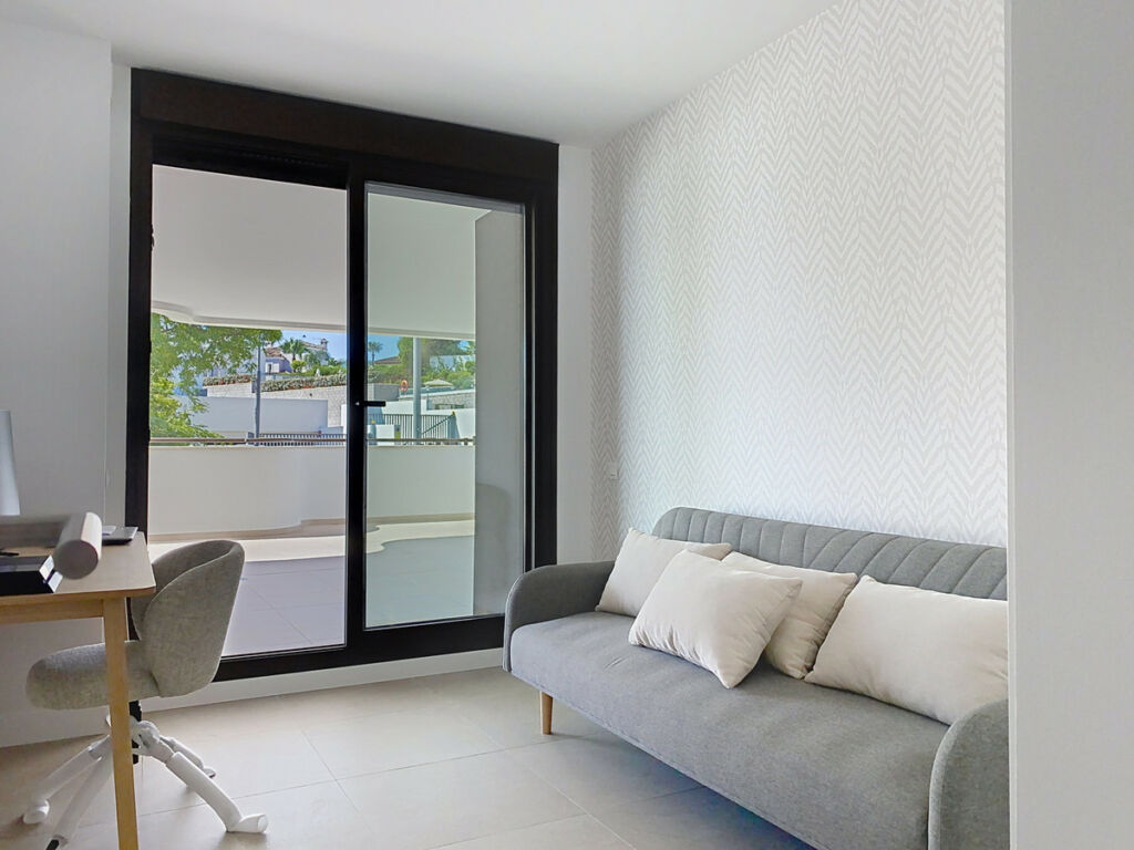 Ground Floor Apartment Estepona Málaga - image 28