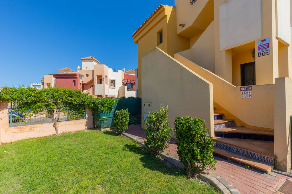 Middle Floor Apartment Los Altos Alicante - image 33