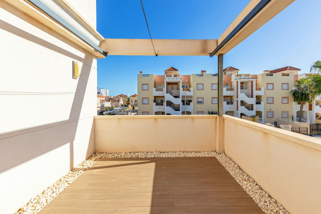 Detached Villa La Zenia Alicante - image 33