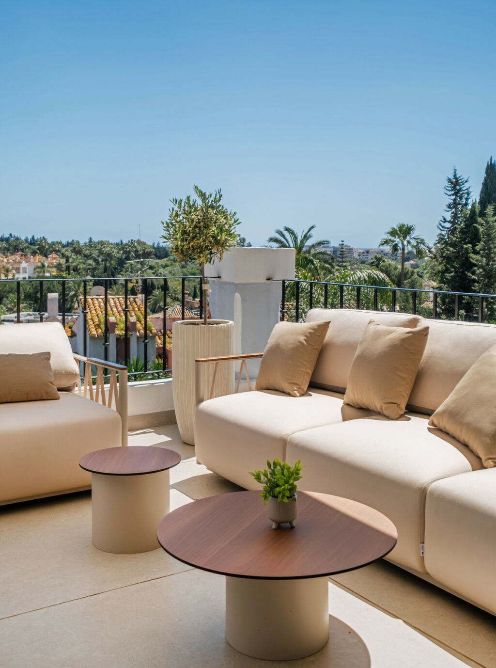 Penthouse Duplex Nueva Andalucía Málaga - image 33