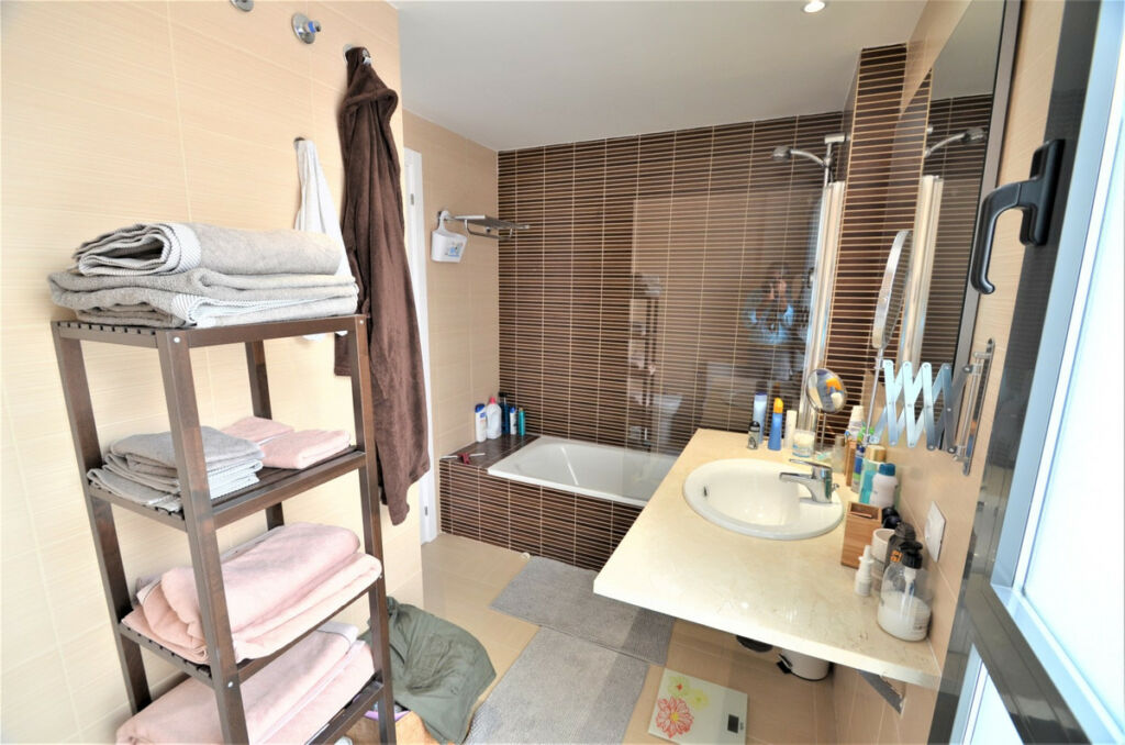 Penthouse Casares Playa Málaga - image 33