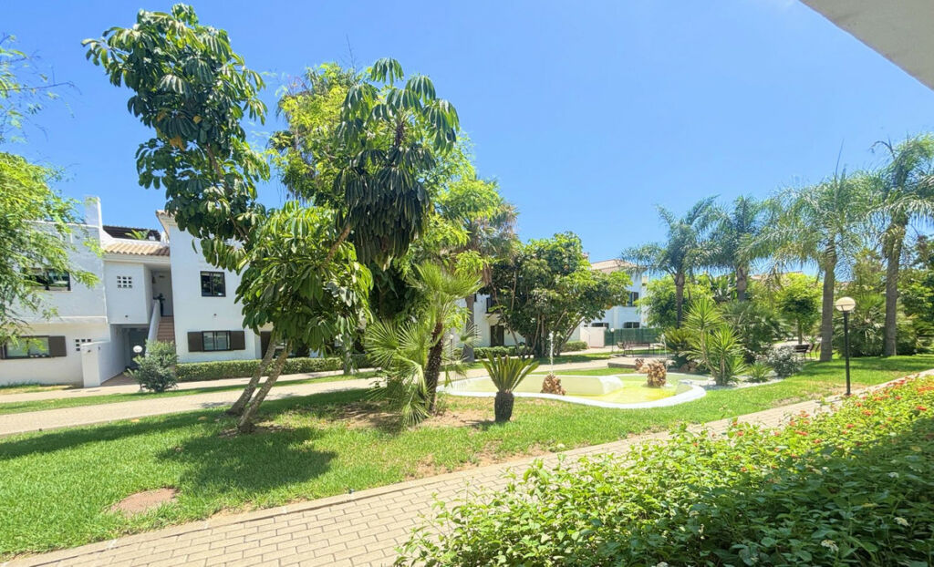 Ground Floor Apartment La Alcaidesa Cádiz - image 33