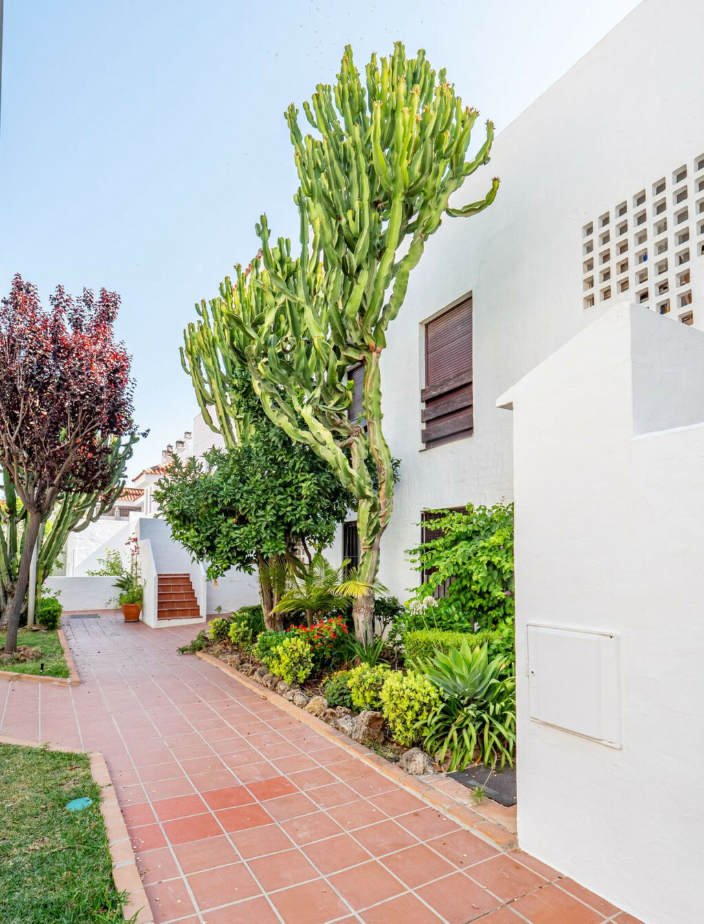 Middle Floor Apartment Nueva Andalucía Málaga - image 34