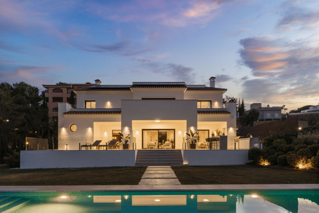 Detached Villa Elviria Málaga - image 34