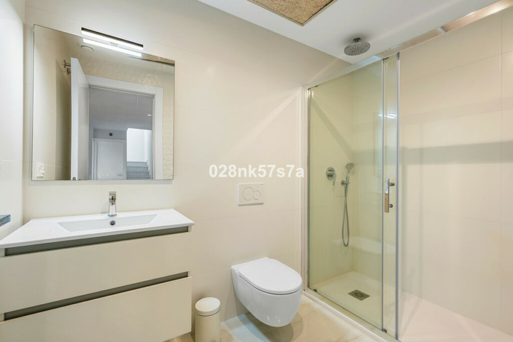 Detached Villa Lomas de Cabo Roig Alicante - image 34