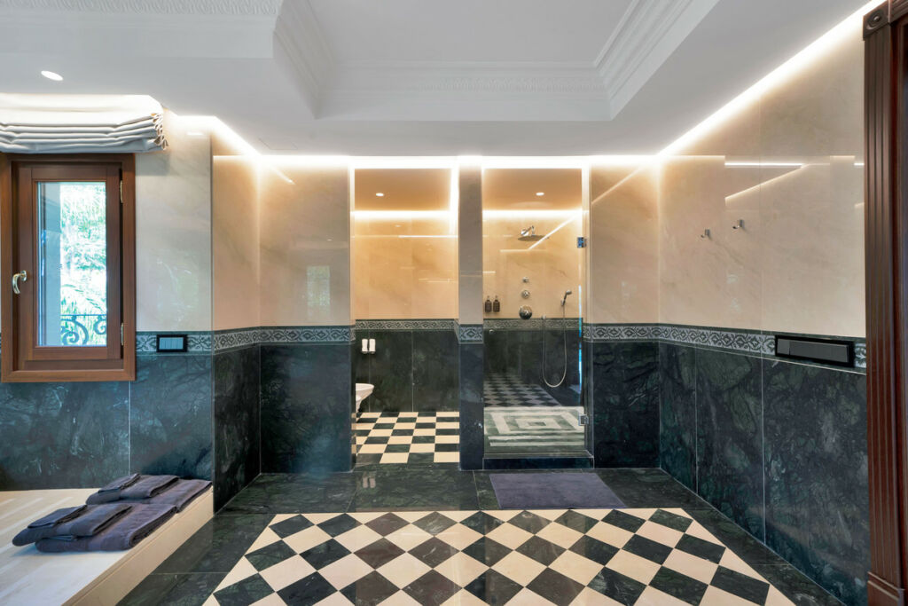Detached Villa Sierra Blanca Málaga - image 34