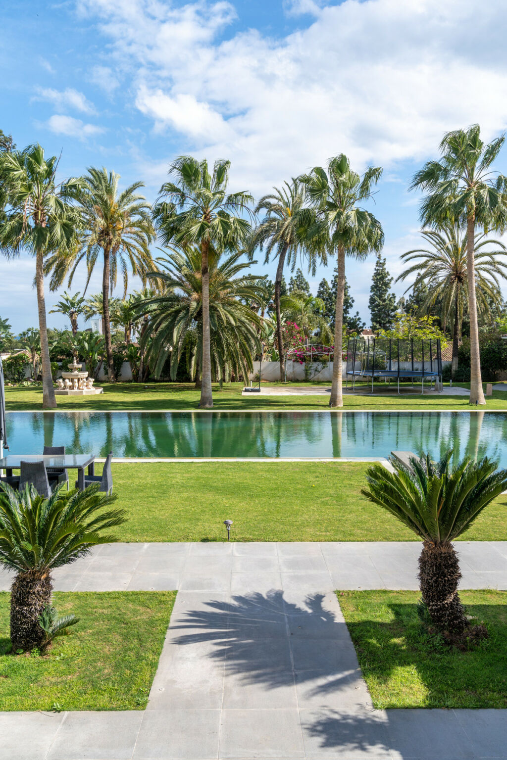 Detached Villa The Golden Mile Málaga - image 33