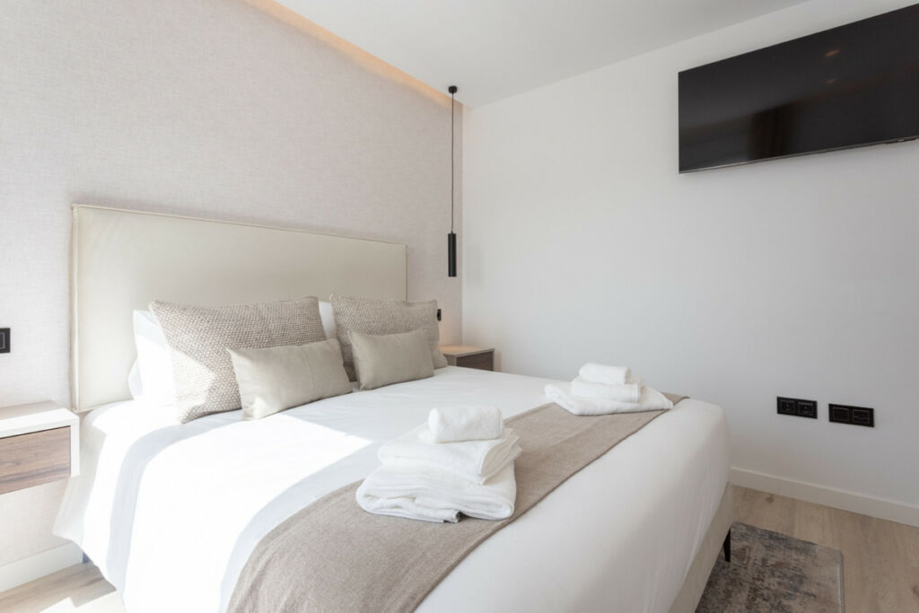 Middle Floor Apartment Nueva Andalucía Málaga - image 34