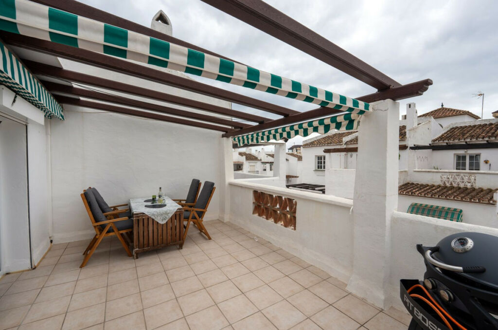 Penthouse La Duquesa Málaga - image 34