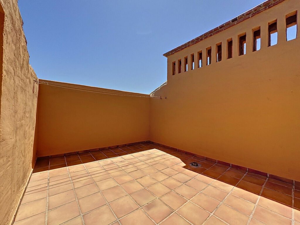 Penthouse Manilva Málaga - image 34