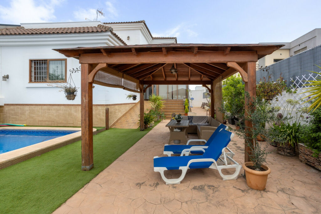 Detached Villa Los Montesinos Alicante - image 34