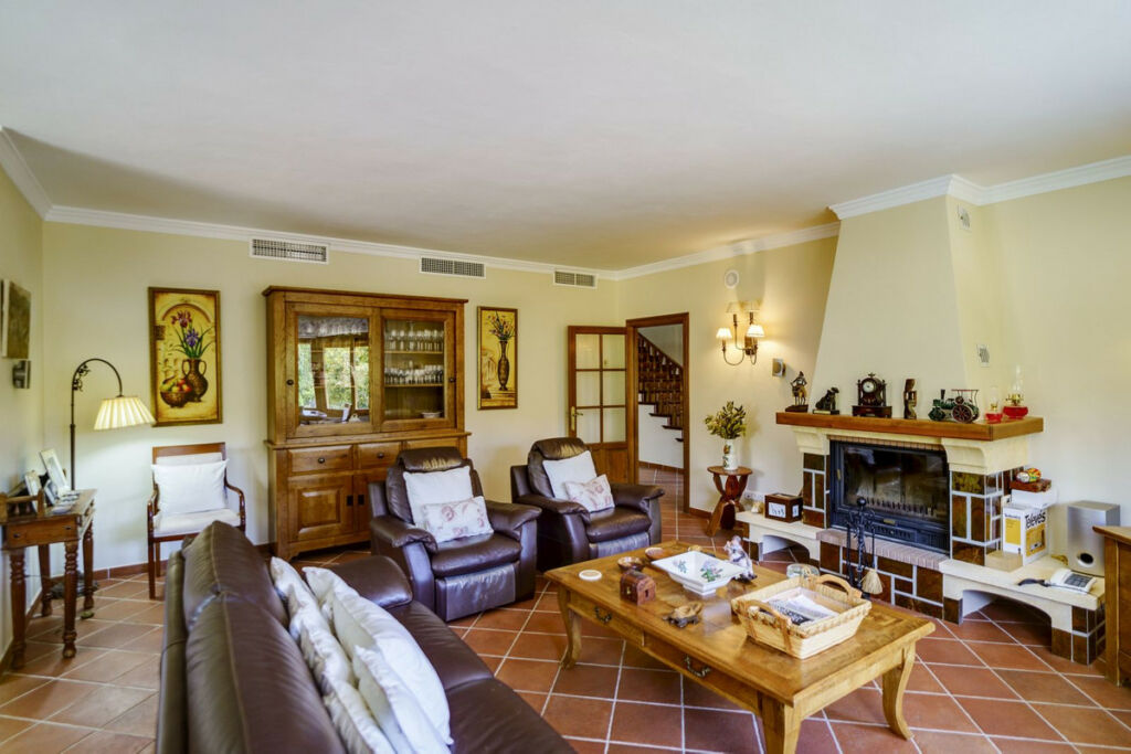 Detached Villa Benahavís Málaga - image 35