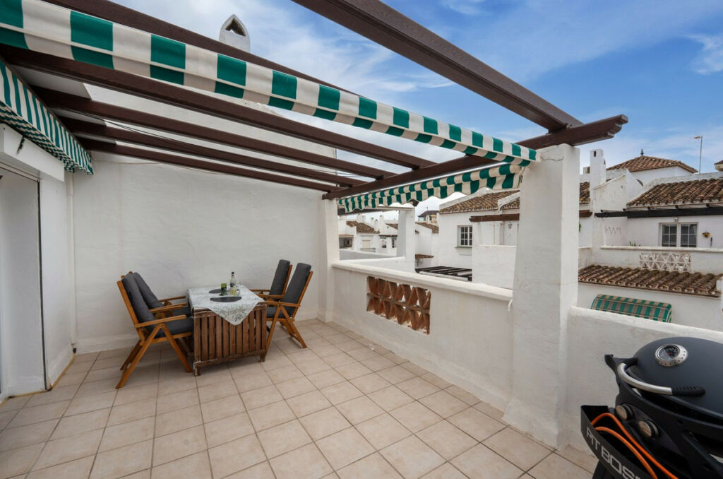 Penthouse La Duquesa Málaga - image 35