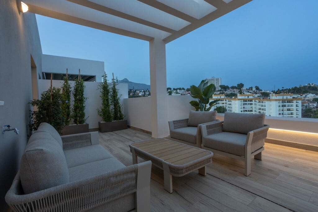 Middle Floor Apartment Nueva Andalucía Málaga - image 35