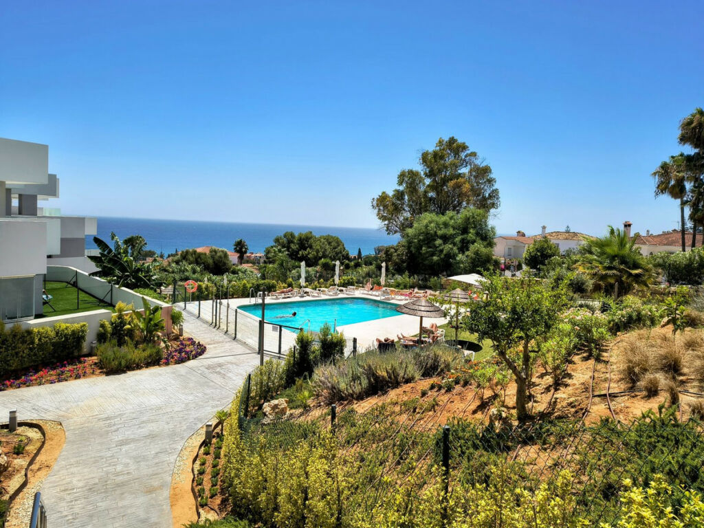 Ground Floor Apartment La Duquesa Málaga - image 35