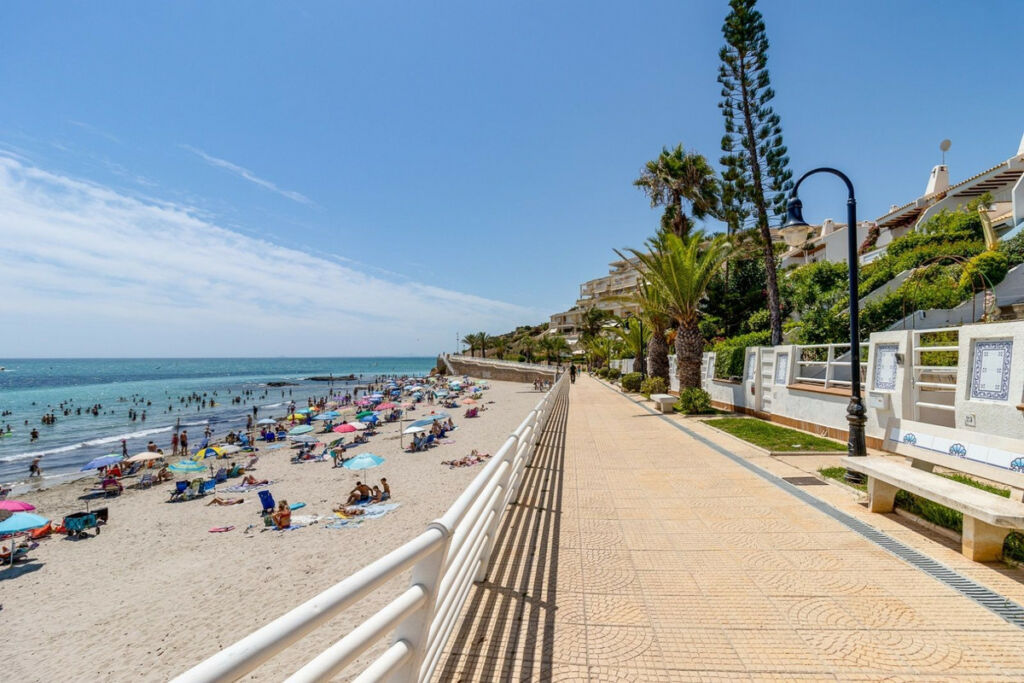 Penthouse Campoamor Alicante - image 35