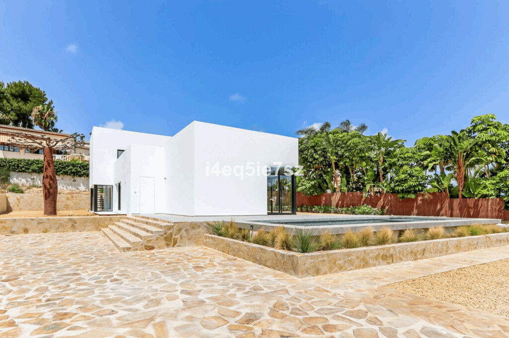 Detached Villa Javea Alicante - image 35
