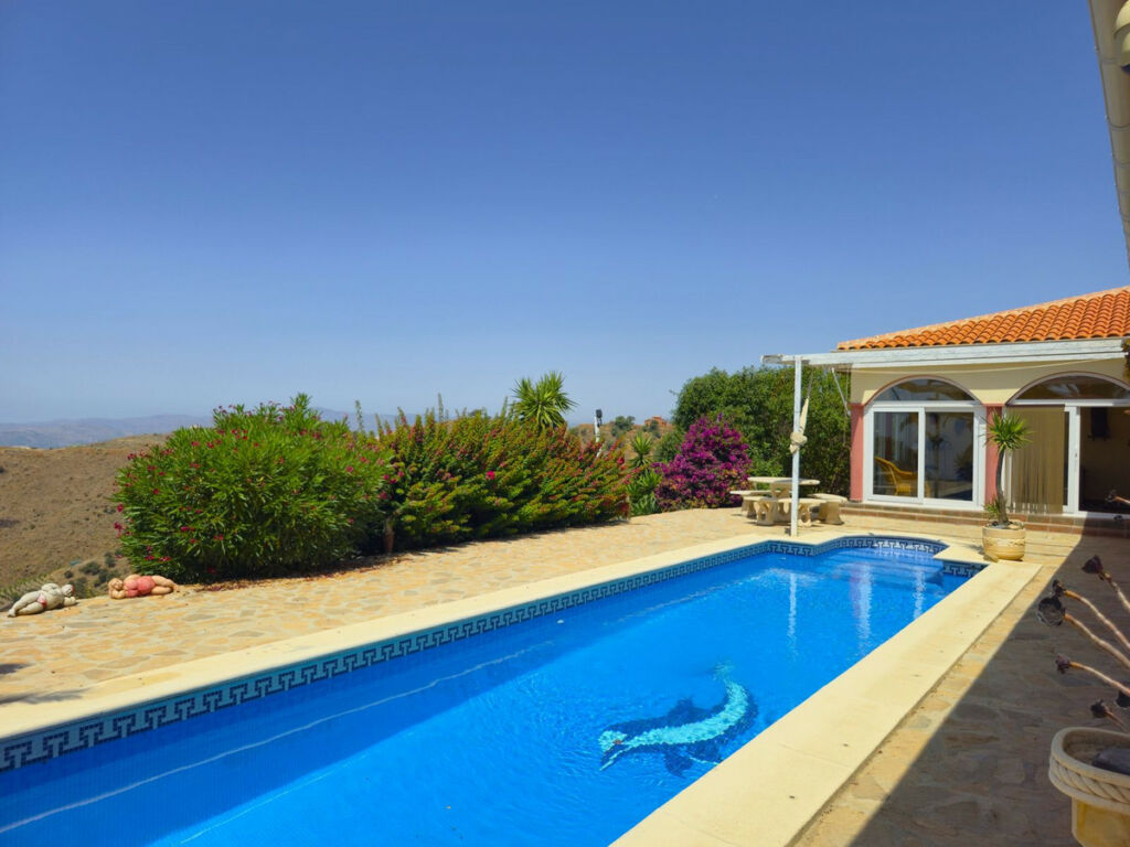 Detached Villa Arenas Málaga - image 3