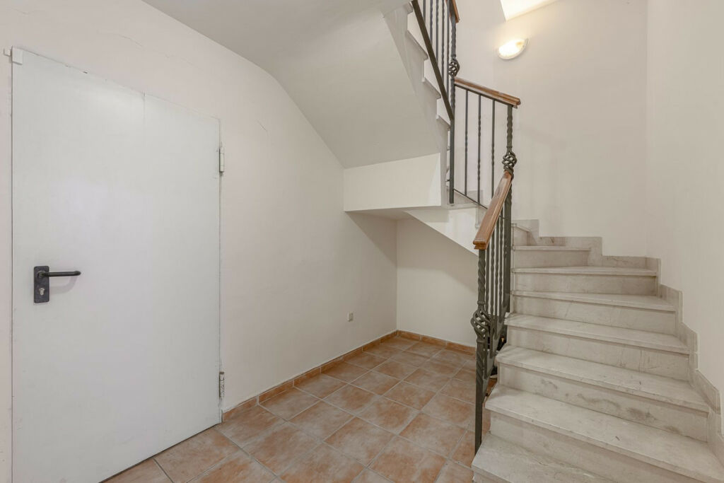 Townhouse Nueva Andalucía Málaga - image 35