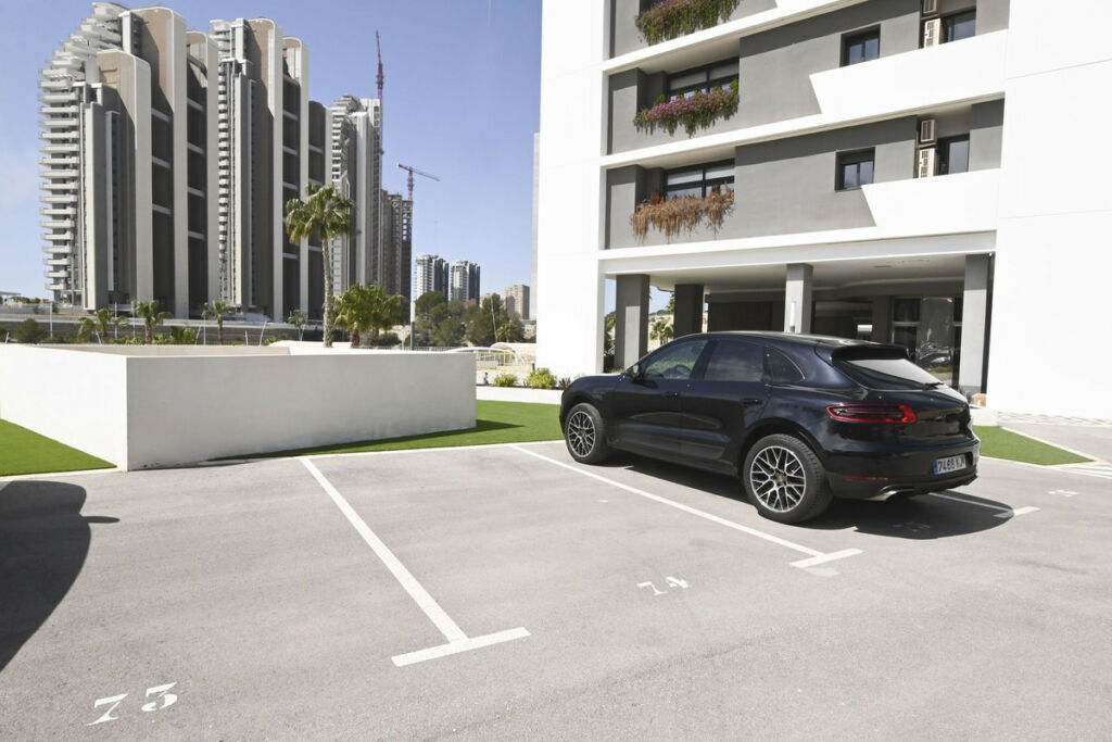 Middle Floor Apartment Benidorm Alicante - image 35