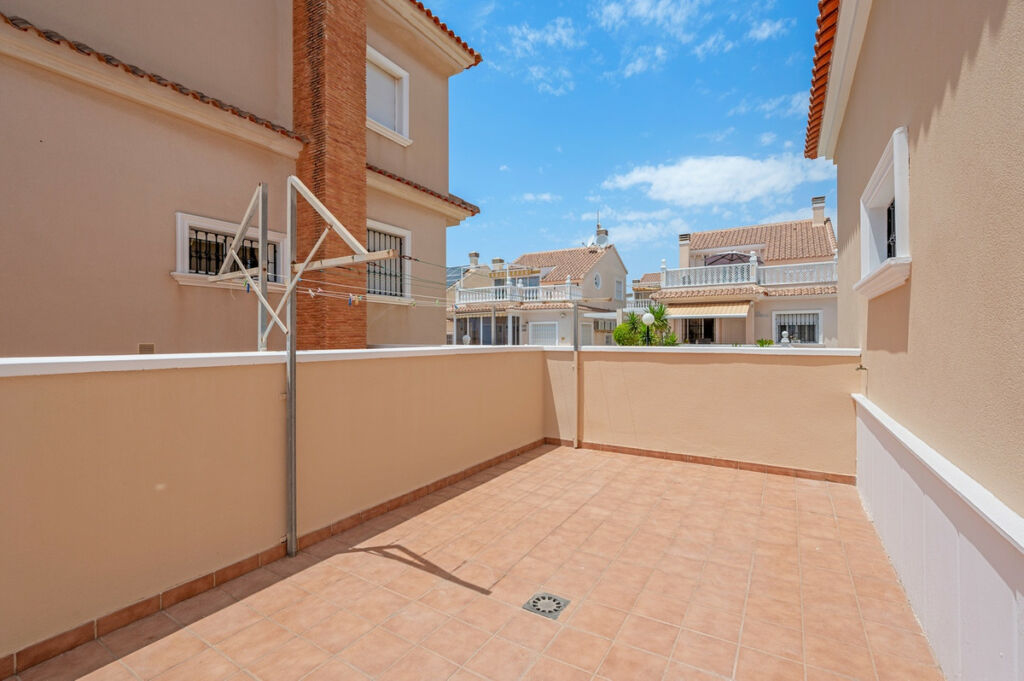 Detached Villa Torrevieja Alicante - image 35