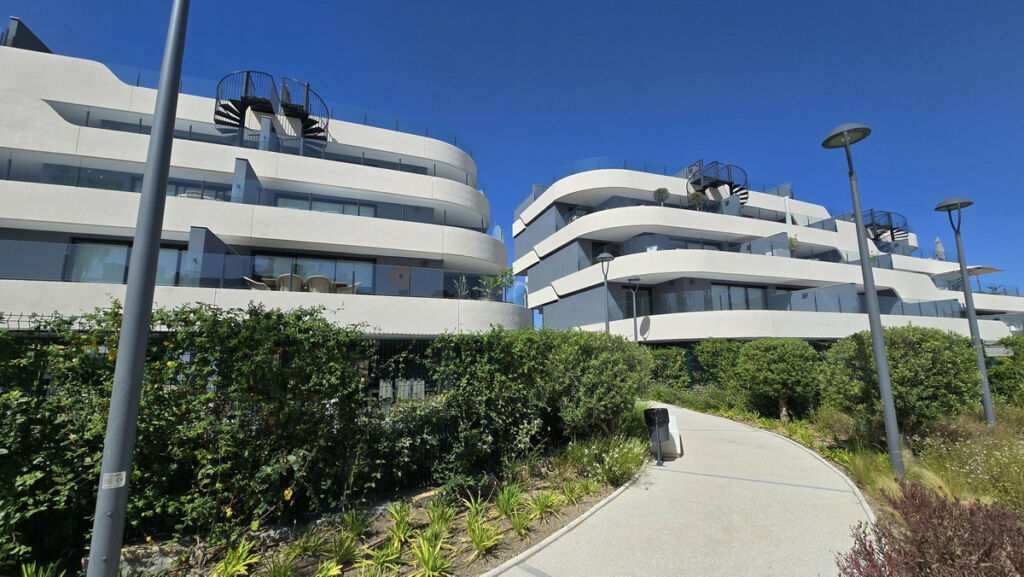 Ground Floor Apartment New Golden Mile Málaga - image 35