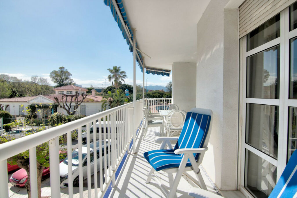Middle Floor Apartment Fuengirola Málaga - image 35