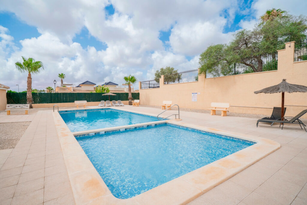Detached Villa Rojales Alicante - image 35