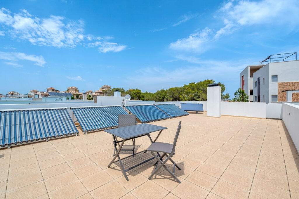 Detached Villa Villamartin Alicante - image 35