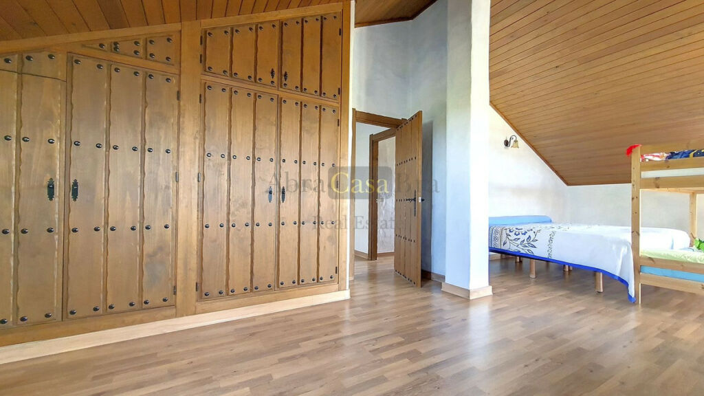 Detached Villa Canillas de Albaida Málaga - image 35
