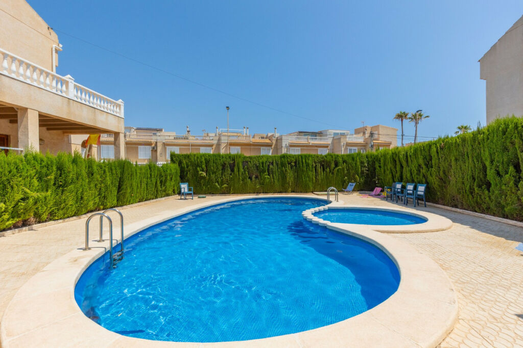 Detached Villa Torrevieja Alicante - image 35