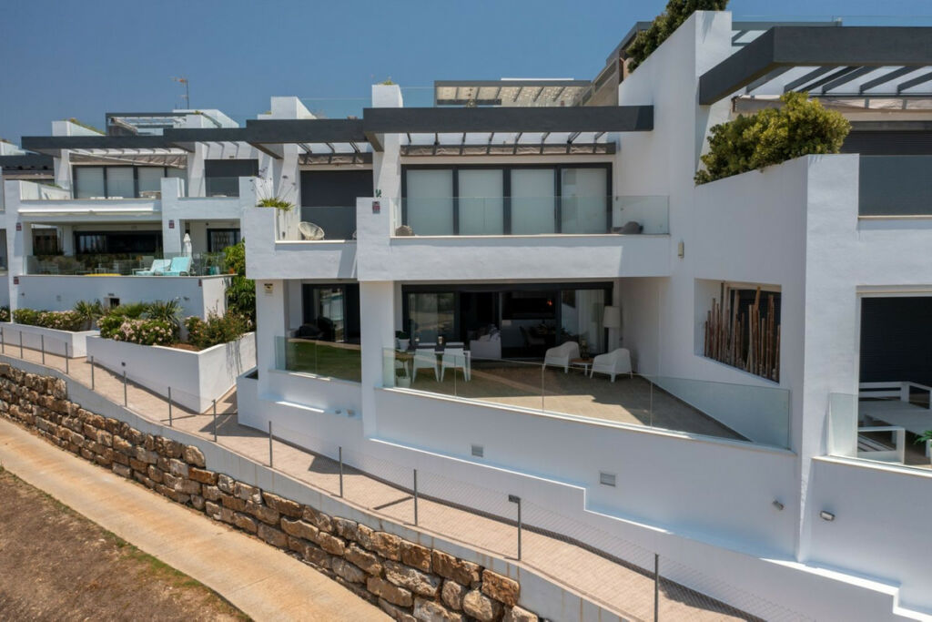 Ground Floor Apartment Cabopino Málaga - image 36