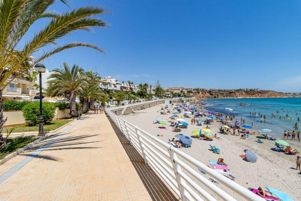 Penthouse Campoamor Alicante - image 36