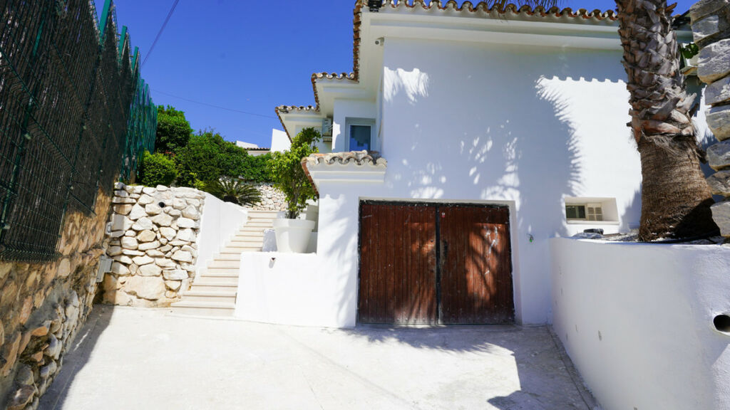 Detached Villa El Faro Málaga - image 36