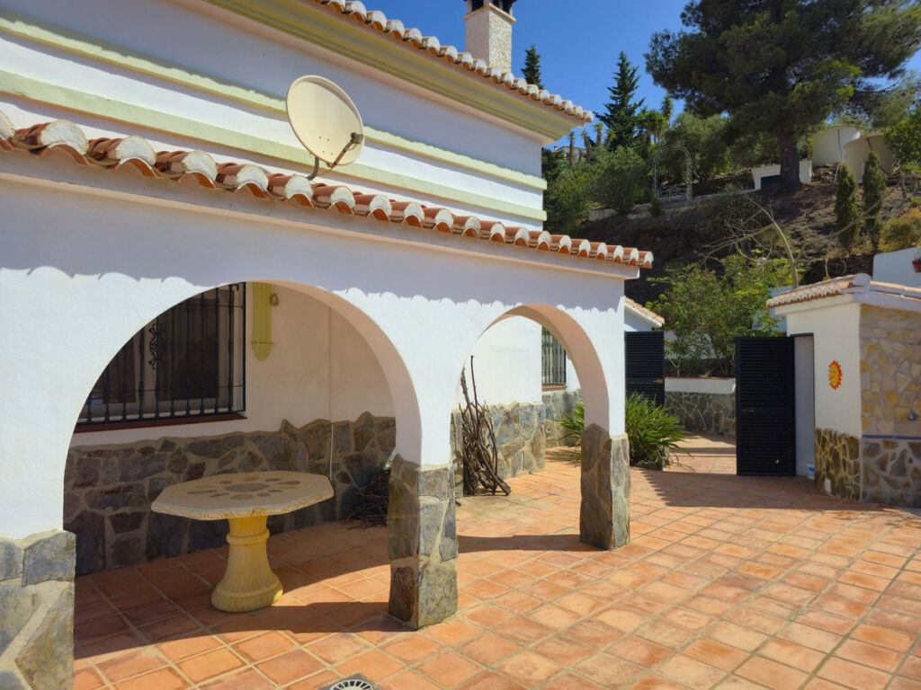 Detached Villa Cómpeta Málaga - image 37
