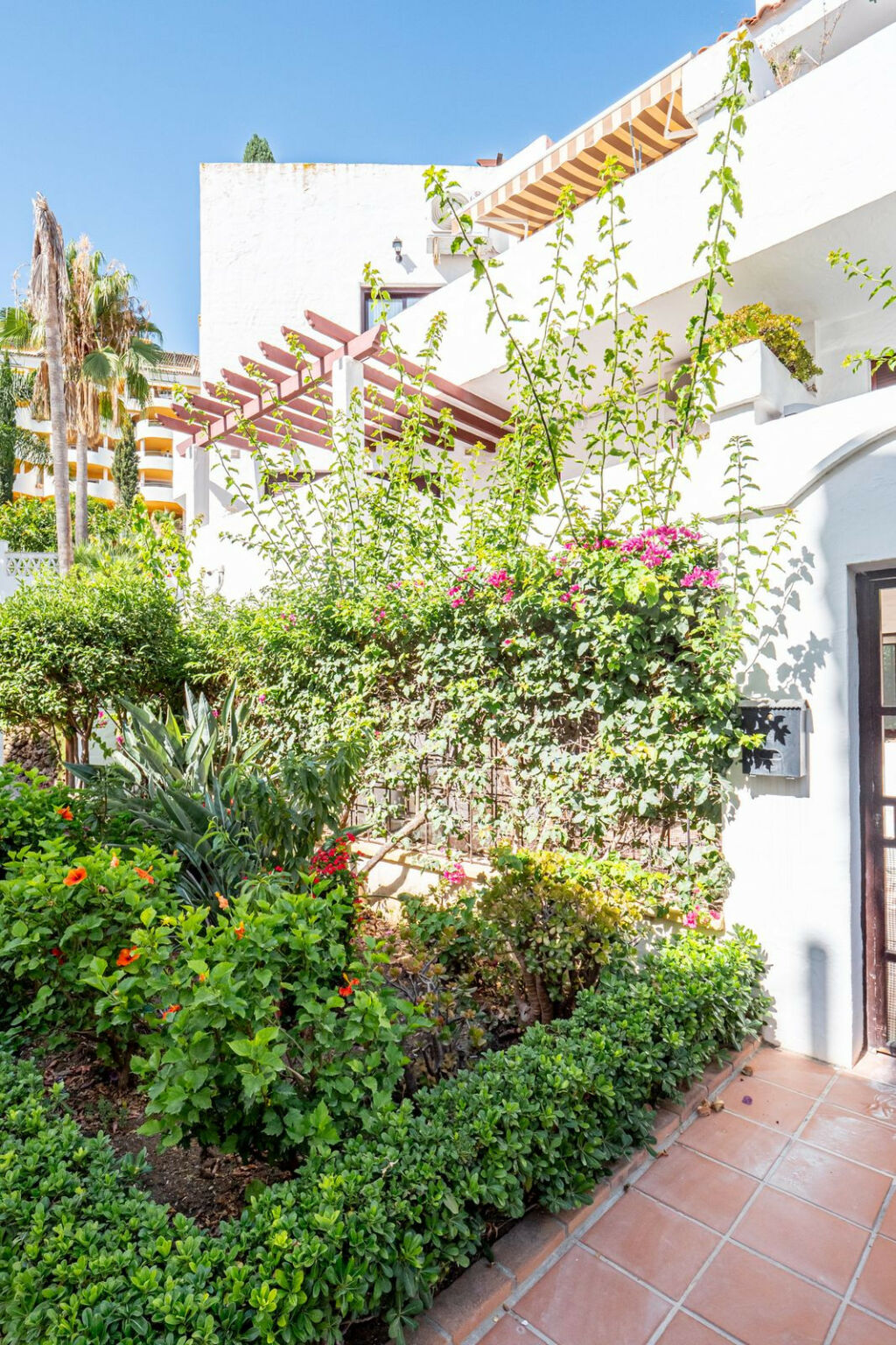 Middle Floor Apartment Nueva Andalucía Málaga - image 36