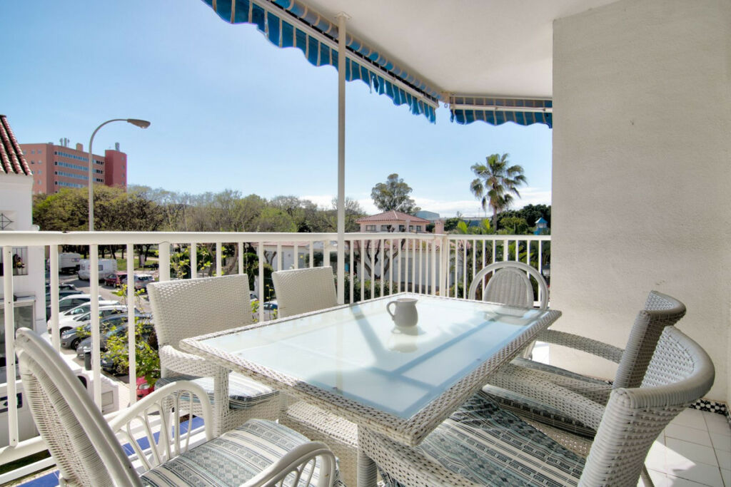 Middle Floor Apartment Fuengirola Málaga - image 36
