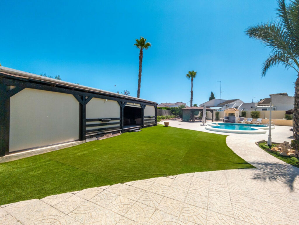 Detached Villa La Siesta Alicante - image 36