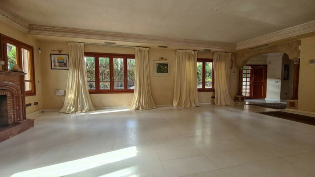 Detached Villa Cabopino Málaga - image 36