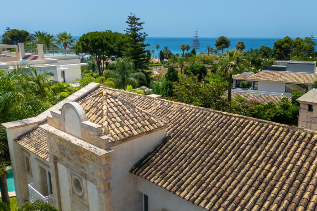 Detached Villa Marbella Málaga - image 36
