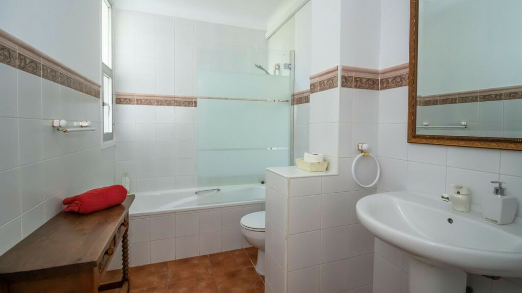 Ground Floor Apartment Los Monteros Málaga - image 38