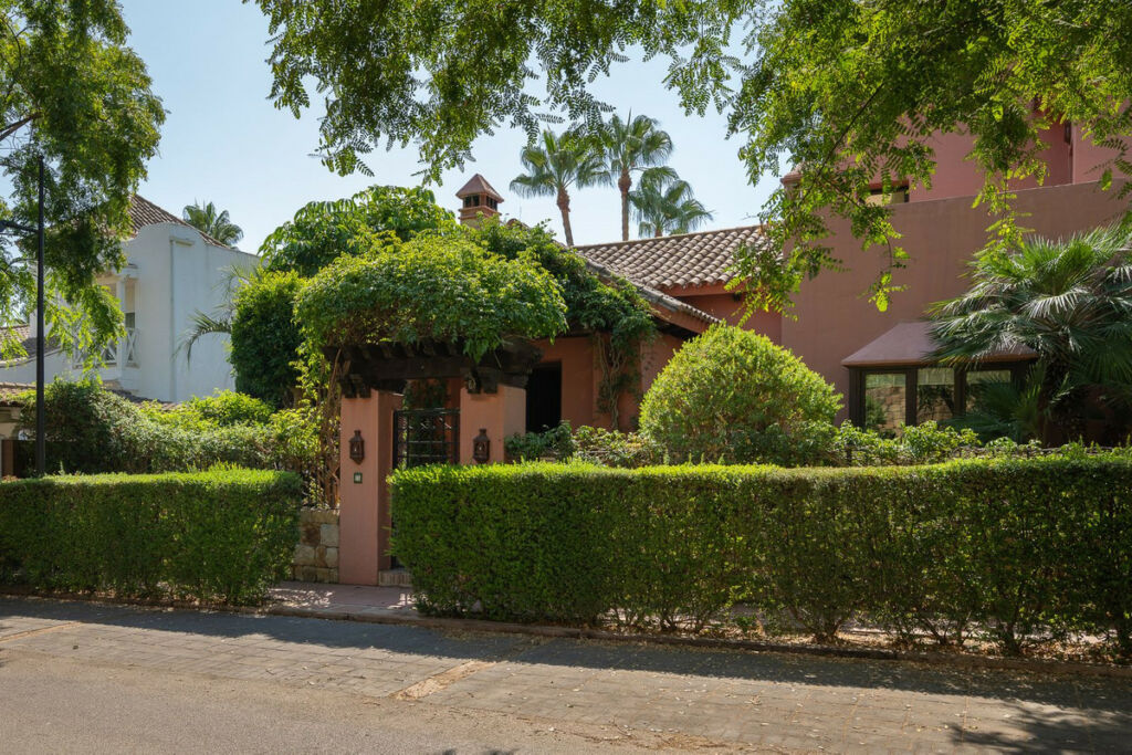 Detached Villa Atalaya Málaga - zdjęcie 35